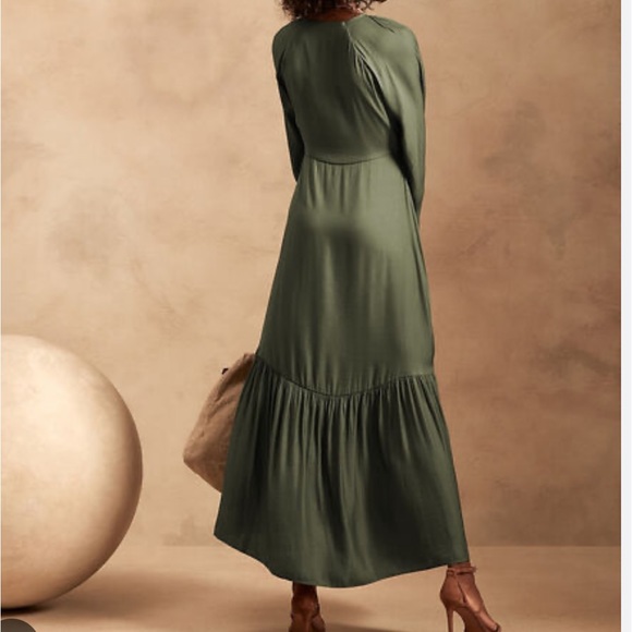 Banana Republic Maxi Dress - 00P - Picture 3 of 12